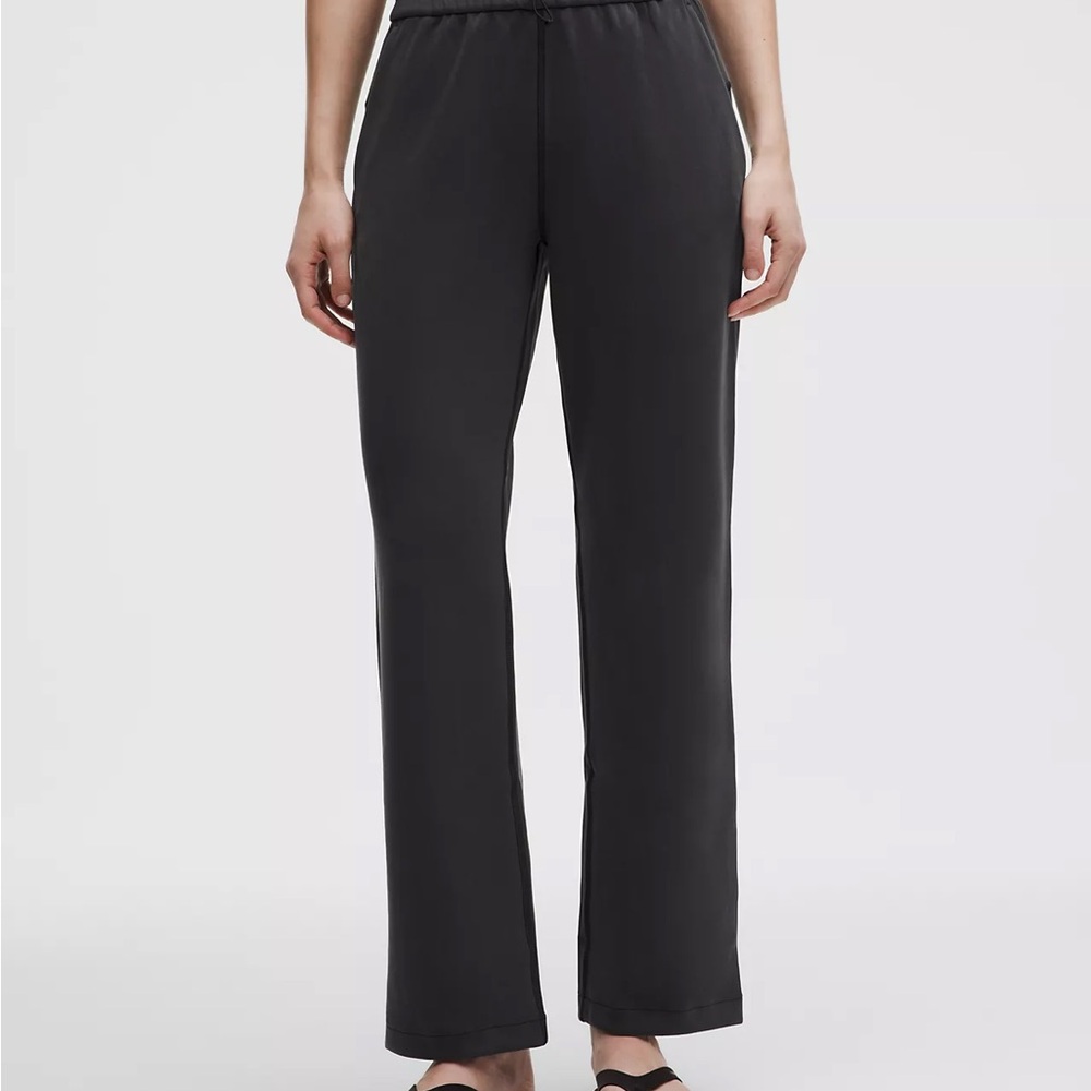 Lululemon SoftSteam high rise pant- size 10- have been hemmed